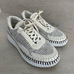 Chloe Cream and White Women's Sneakers